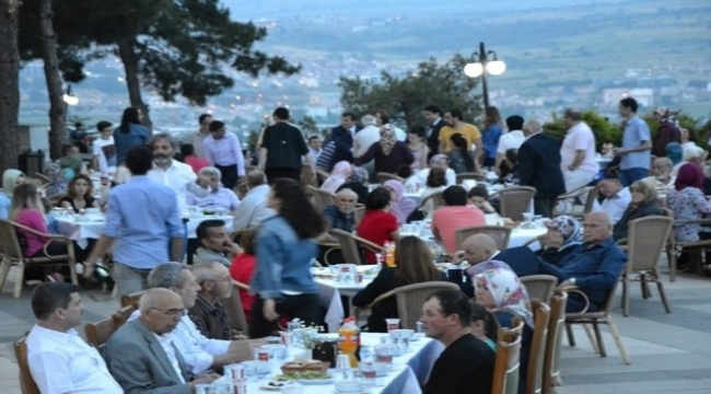 Şehit ve gazi yakınlarına iftar