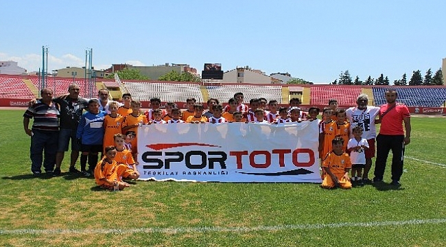 15 Temmuz şehitleri için futbol turnuvası