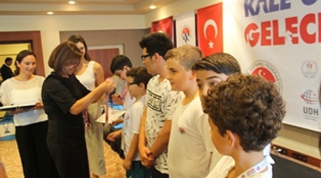 ’Kale Gibi Gelecek Satranç Eğitim Projesi’nin ilk etabı tamamlandı
