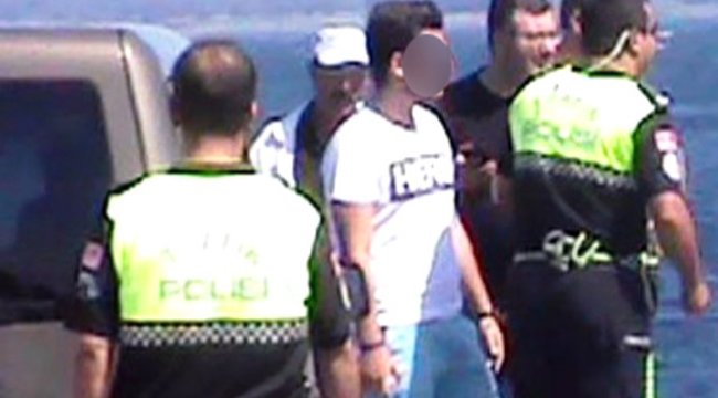 O Genci Gören Polisi Aradı