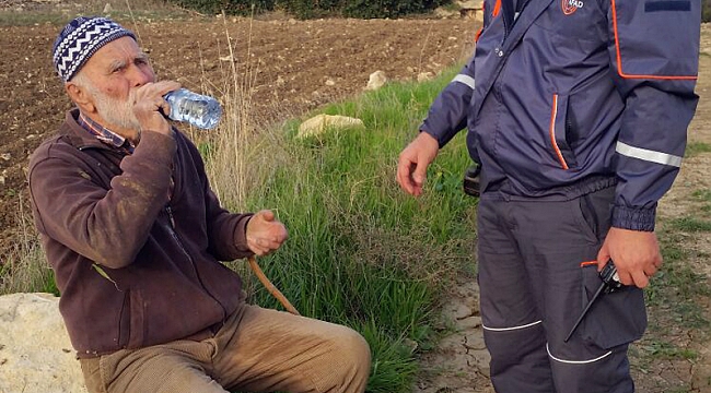 Mantar Toplarken Kaybolan Yaşlı Adamı Çanakkale AFAD Buldu