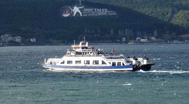 Gökçeada’da feribot seferlerine fırtına engeli