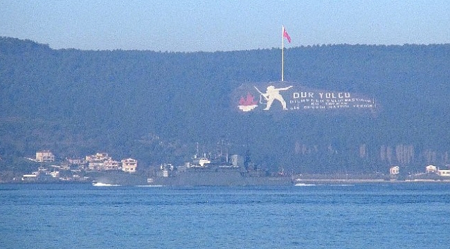 Rus savaş gemisi Çanakkale Boğazı’ndan geçti