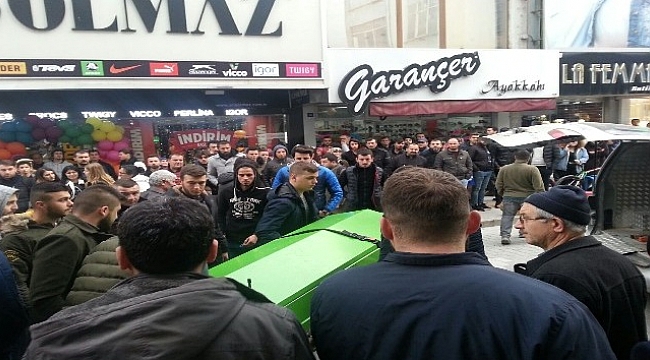 22 yaşındaki genç evinde ölü bulundu