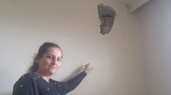 APARTMANIN ÇATISINA YILDIRIM DÜŞTÜ