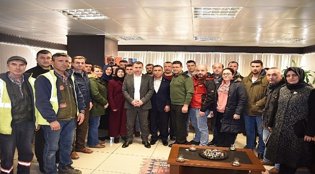 Taşeron çalışanlarından Başkan Kuzu’ya teşekkür ziyareti
