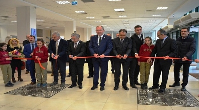 Biga’da sanat sergisi açıldı