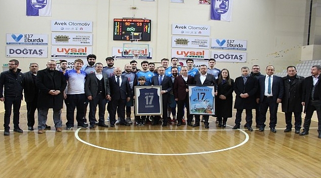 Umurbey Belediyespor’a ilk tebrik Turan’dan