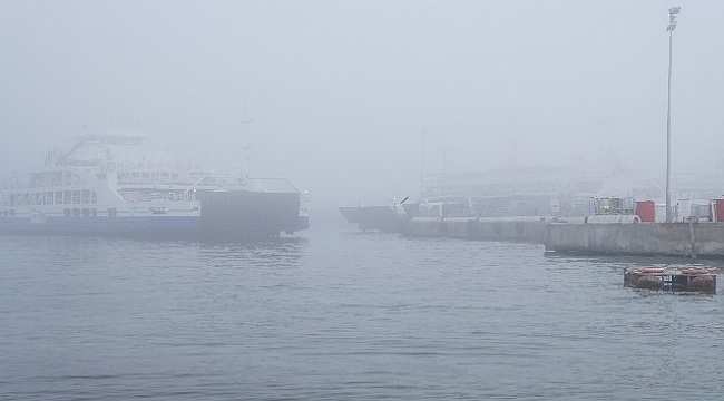 Çanakkale Boğazı sis sebebiyle kapatıldı