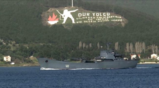 Rus Savaş Gemisi Çanakkale Boğazı'ndan Geçti