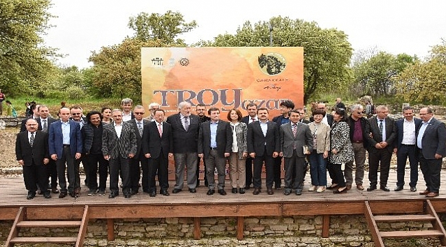 Uluslararası Homeros Edebiyat Festivali ’TROYAZAR’ başladı