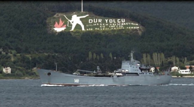 Askeri Araç Yüklü Rus Savaş Gemisi Çanakkale Boğazı'ndan Geçti