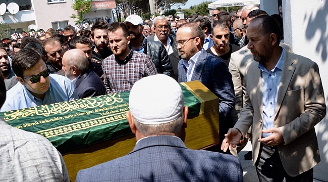 Bülent Turan ve Muharrem Erkek, cenazeye katıldı
