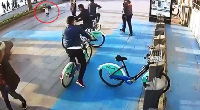 Küçük Kızı Ölümden Son Anda Kurtardı