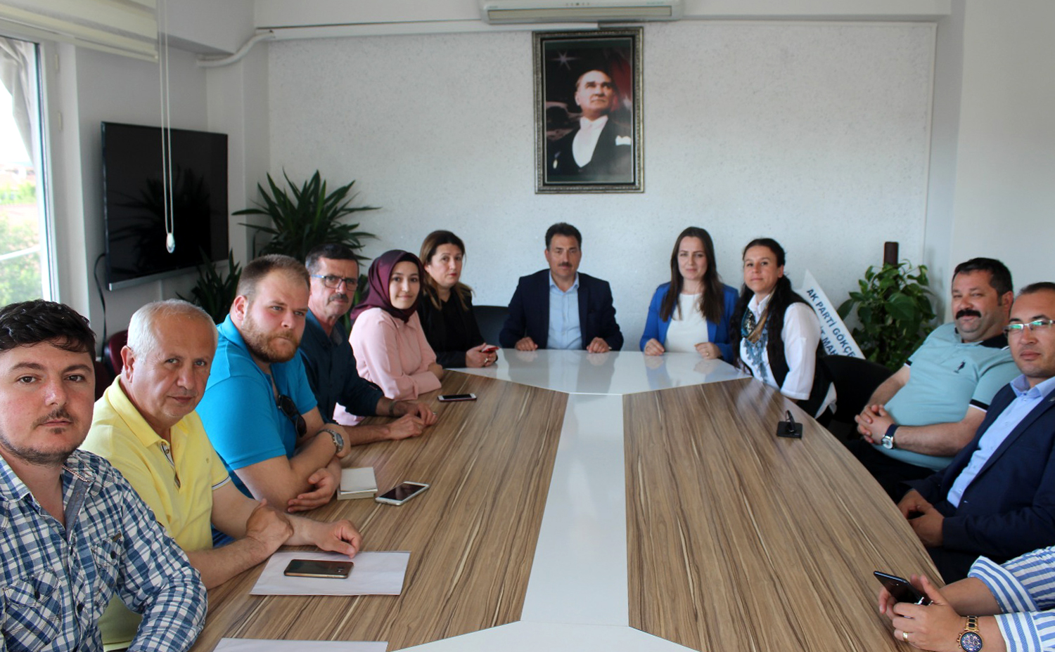 Bektaş'tan AK Parti Merkez İlçe Başkanlığına ziyaret