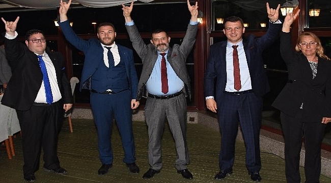 Çanakkale’de MHP milletvekili adaylarını toplantıyla tanıttı