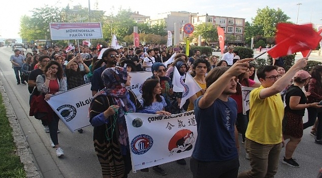 ÇOMÜ ’Troya Yılı Öğrenci Şenlikleri’ açılış töreniyle başladı