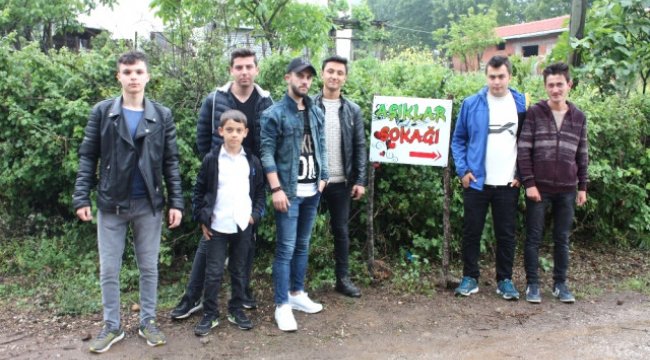 Eş Bulabilmek Umuduyla 'Aşıklar Sokağı'nda Buluştular