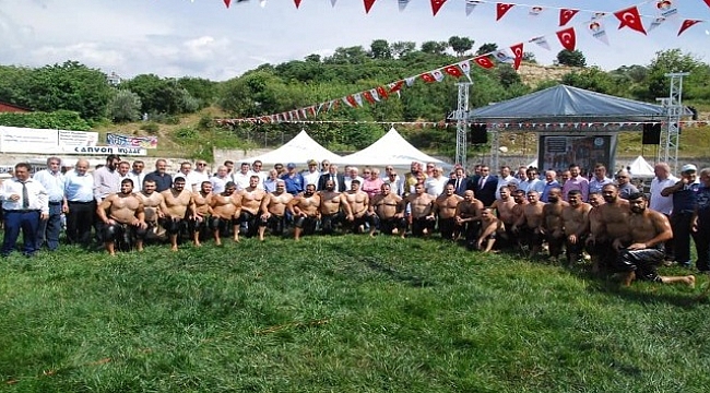 Başkan Yavaş ve Umurbey Güreş Ağası Cengizhan Örs’ten teşekkür mesajı