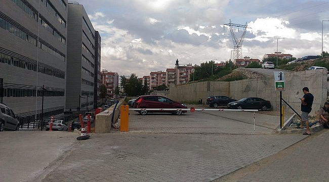 ÇOMÜ Tıp Fakültesi'nde Yrd. Doç ayrımı