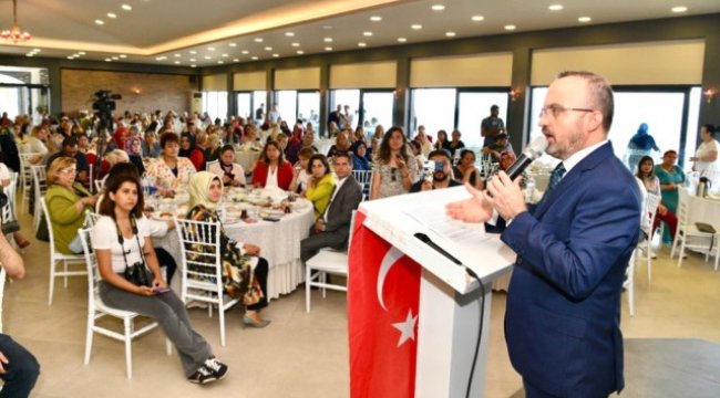 Turan, Kadın Girişimci ve Esnaflarla Buluştu