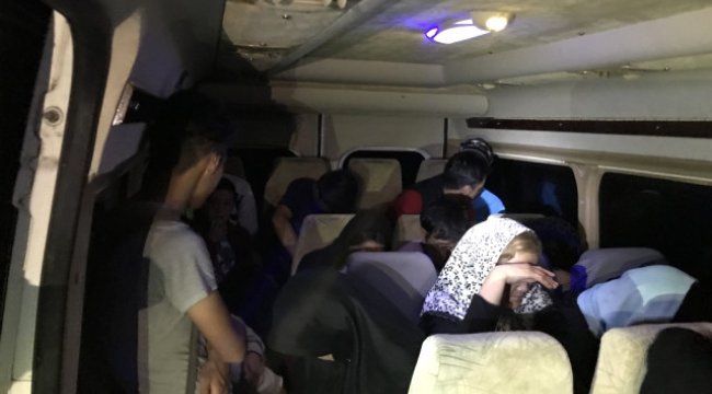 Çanakkale'de 25 Kaçak Göçmen Yakalandı