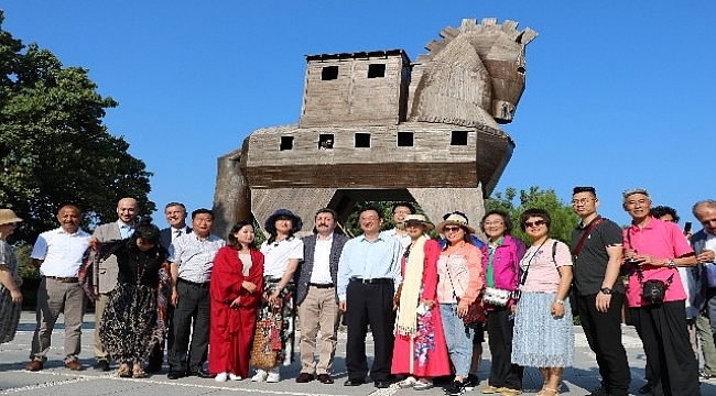 Çin’in Kültür ve Turizm Bakanı Shugang’dan Troya Antik Kenti’ne ziyaret