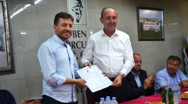Başkan Işık, Adaspor'a Lokal Tapusunu Verdi