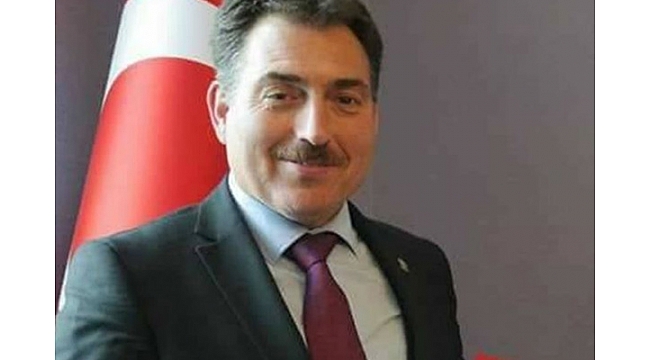 Yıldıray ÖLÇEK 'Çünkü Tablo ortada gemi su alıyor,şapkanız düştü keliniz  göründü.!