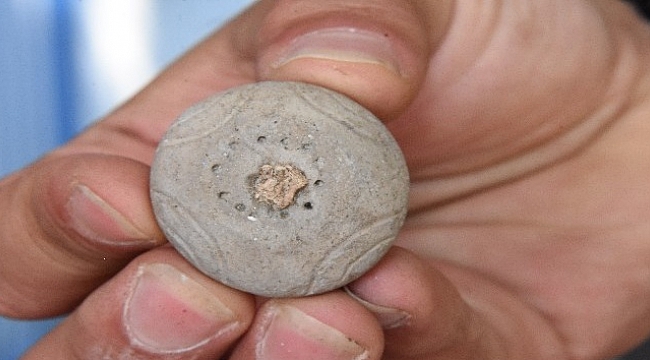 Maydos Kilisetepe Höyüğü'nde 4 bin yıllık ağırşak bulundu