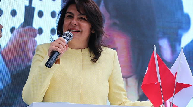 AK Parti Çanakkale Milletvekili Jülide İskenderoğlu, Cumhuriyetin kuruluşunun 95. yılı nedeniyle bir kutlama mesajı