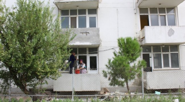 Çardak Askeri Lojmanlar Kurs Binası Oluyor