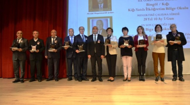 Biga'da Öğretmenler Günü Kutlandı