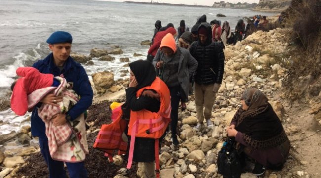 Çanakkale'de 57 Mülteci Yakalandı