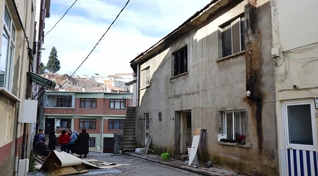 Biga'da yangında 1 kişi öldü