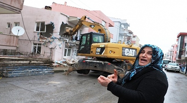 Çanakkale'de bayıltan yıkım