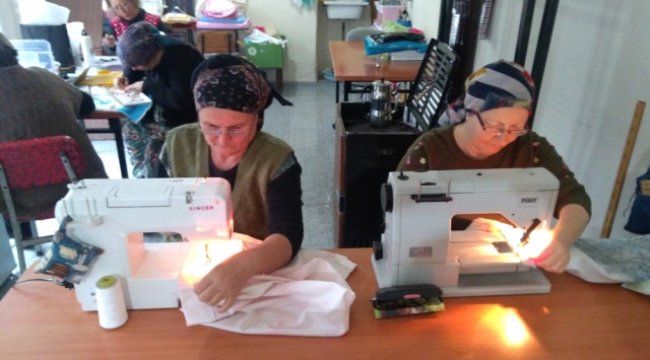 Poşet Paralı Olunca, Köylü Kadınlar Bez Çanta Üretmeye Başladı