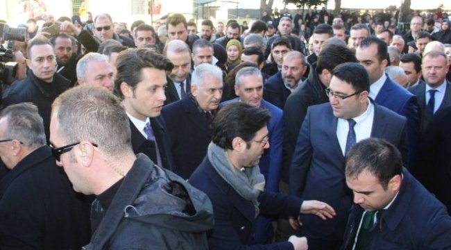 Yıldırım Karne Dağıttı