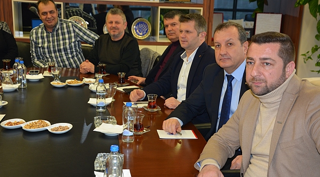ÇANAKKALE MÜSİAD YENİ YÖNETİMİNDEN ÇTSO’YA ZİYARET