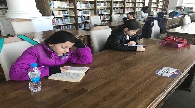 ÇOMÜ Kütüphanesi öğrencilerin ilgi odağı