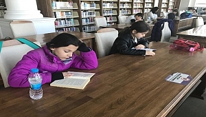 ÇOMÜ Kütüphanesi öğrencilerin ilgi odağı