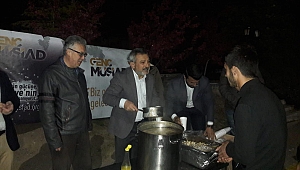 ÇOMÜ'lü öğrencilere Genç MÜSİAD'tan çorba sürpriz