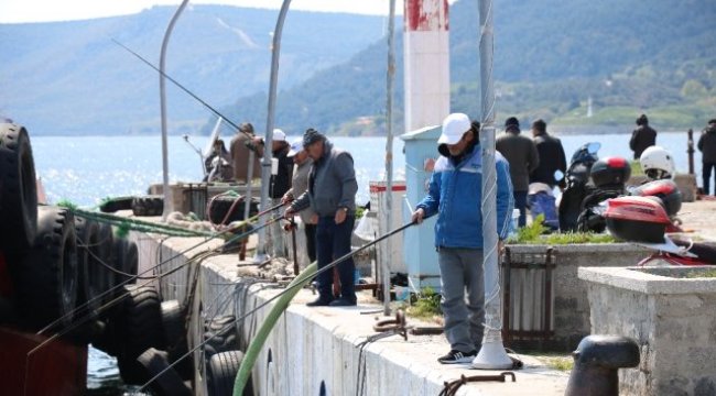Olta Balıkçıları Bilinçsiz Avlanmadan Dert Yanıyor