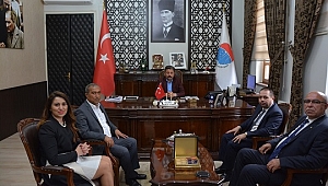 ÇANAKKALE TİCARET BORSASI HEYETİ  BAYRAMİÇ BELEDİYE BAŞKANI MERT UYGUN’U ZİYARET ETTİ