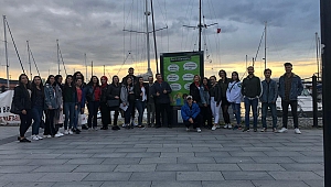ÇOMÜ öğrencileri kadın erkek eşitliğine afişlerle dikkat çekti