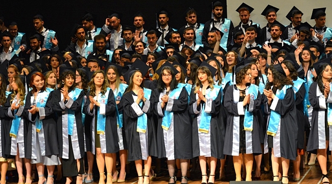 Turizm Fakültesi Mezuniyet Töreni Gerçekleştirildi