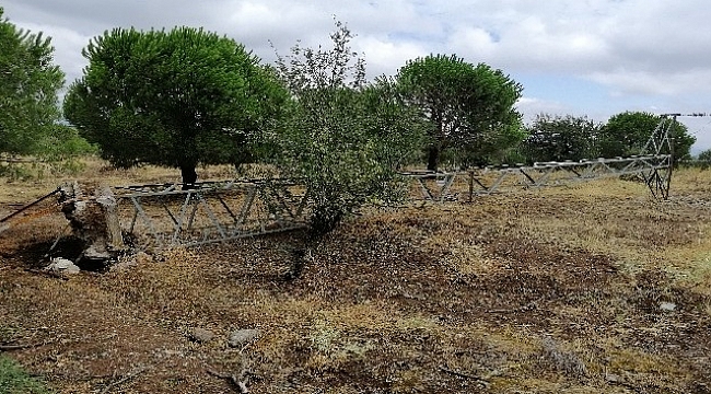 Çanakkale'yi kasırga vurdu