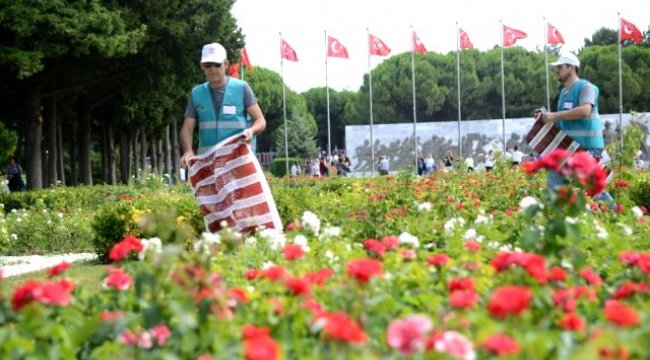 Şehitler Abidesi ve 57. Alay Şehitliğinde 15 Temmuz temizliği