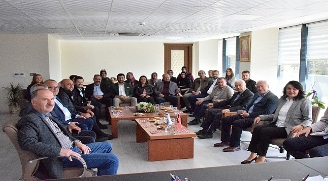 Jülide İskenderoğlu Lapseki'de