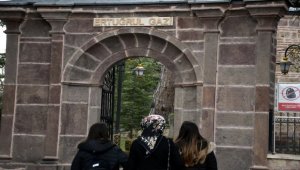 Ertuğrul Gazi Türbesi'ni 2019'da 1,5 milyon kişi ziyaret etti
